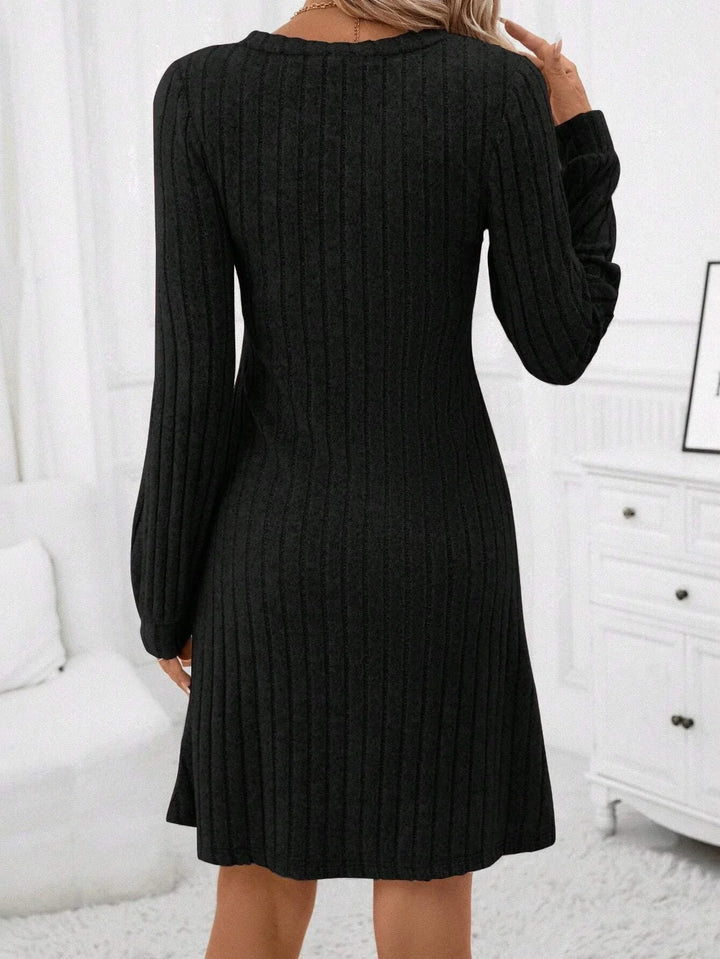 Jett – Elegant Vinterkjole med Skandinavisk Charme - My Store