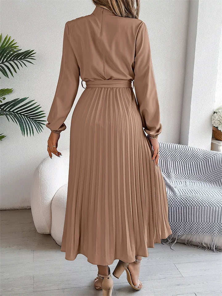 Vera – Elegant Lang Kjole med Tidløst Design - My Store